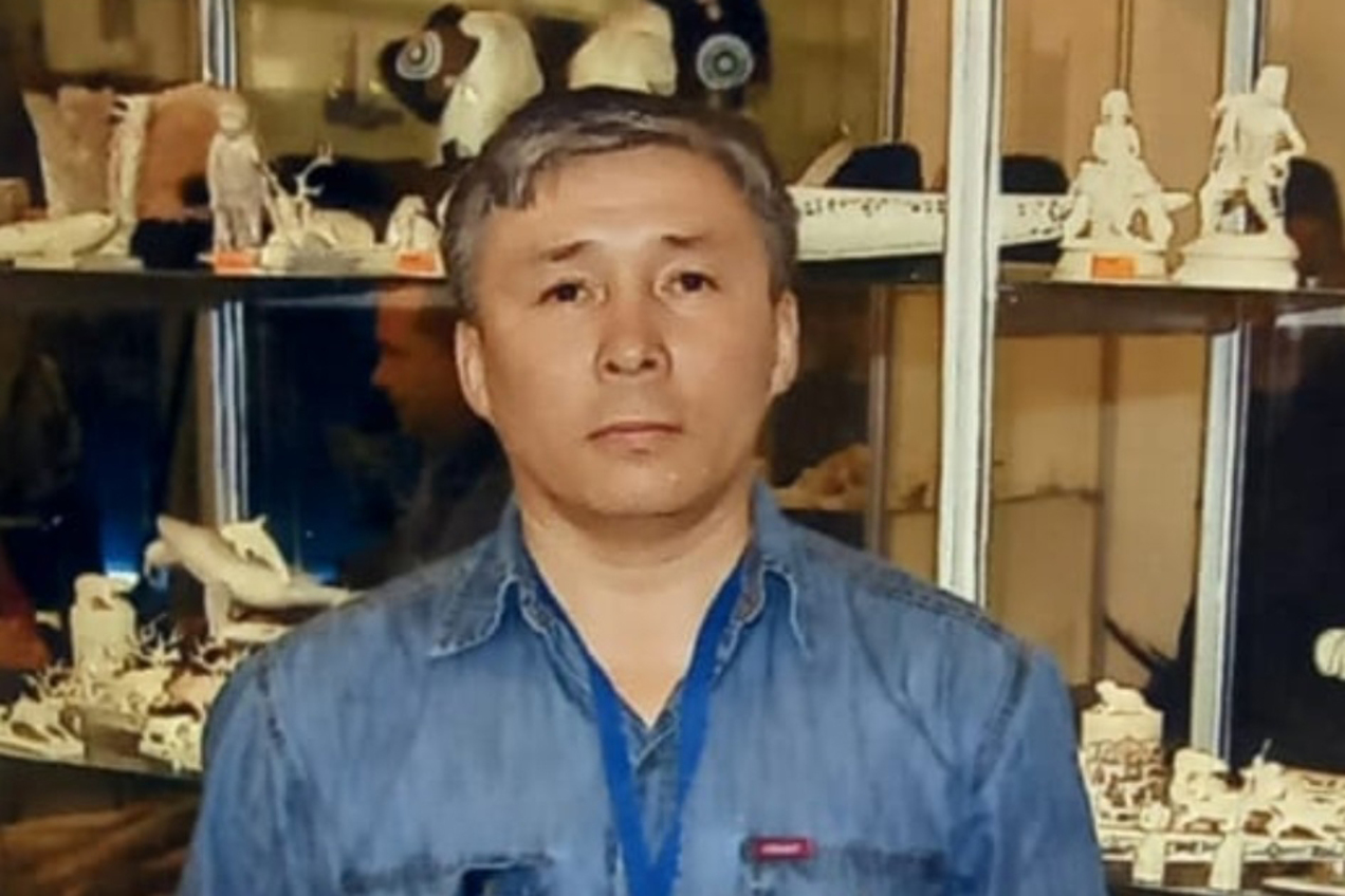 Выставка «Косторез – Дьячков Александр Иванович» открывается в Музейном Центре «Наследие Чукотки»