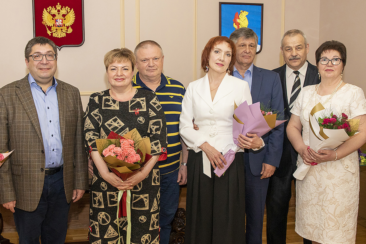 Медали «За любовь и верность» вручили пяти семьям Анадыря