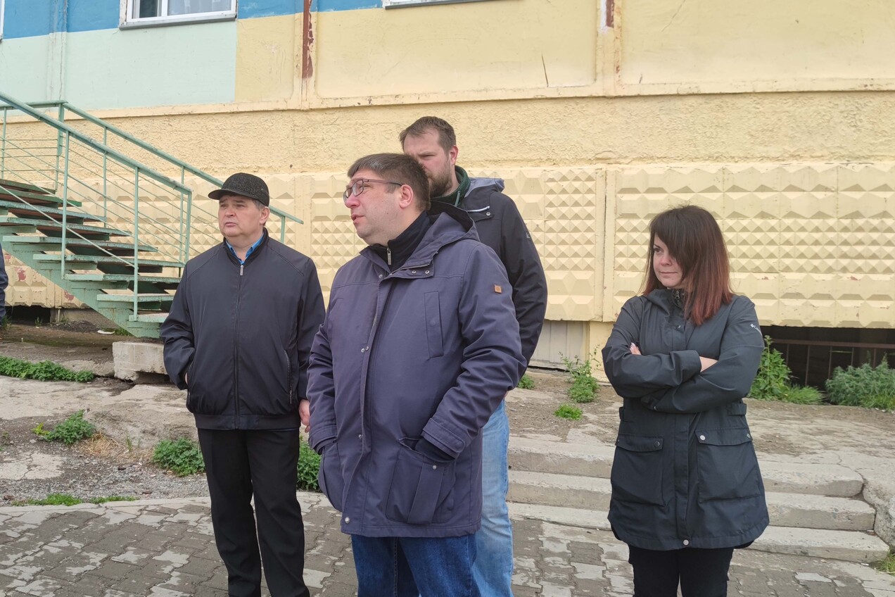 Леонид Николаев провел мониторинг дворовых территорий 
