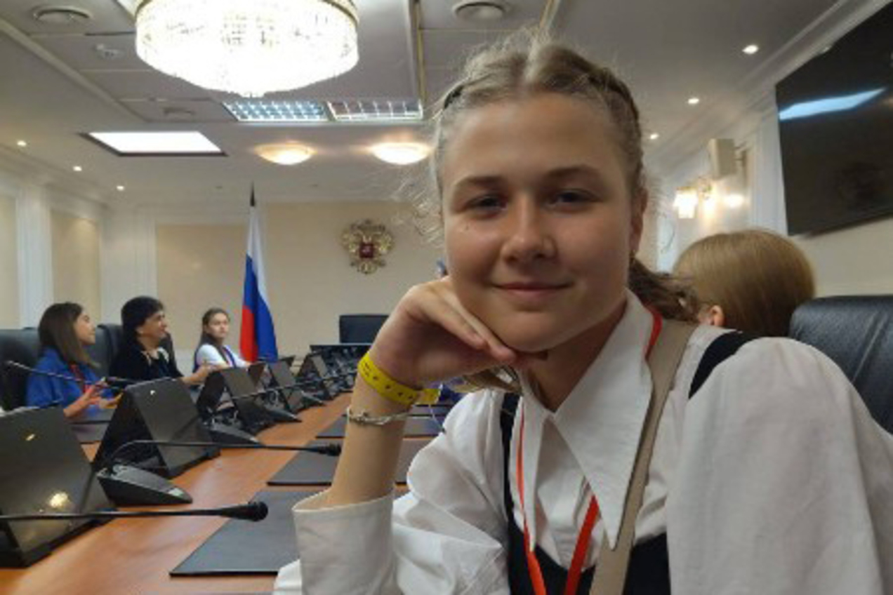 Анадырские школьницы приняли участие во Всероссийском конкурсе «История местного самоуправления моего края»