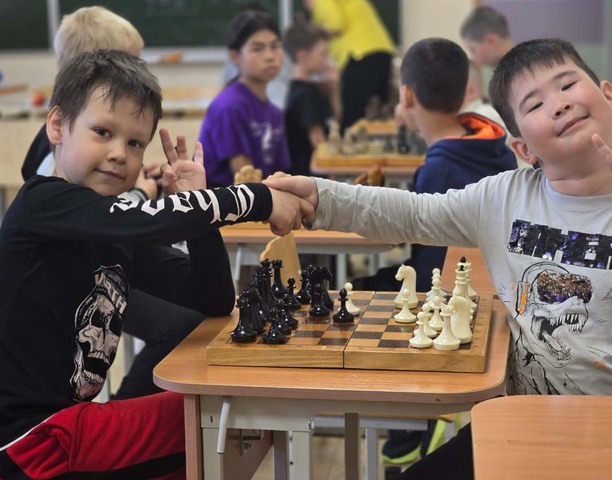 Шахматный турнир «Белая ладья» прошел в школе на ул. Отке 