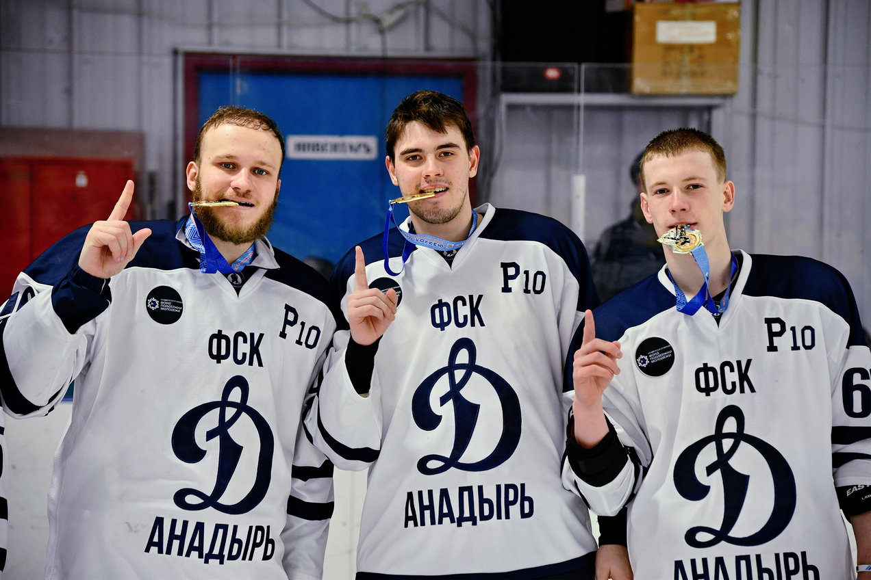 Чемпионом по хоккею стала команда ФСК «Динамо»