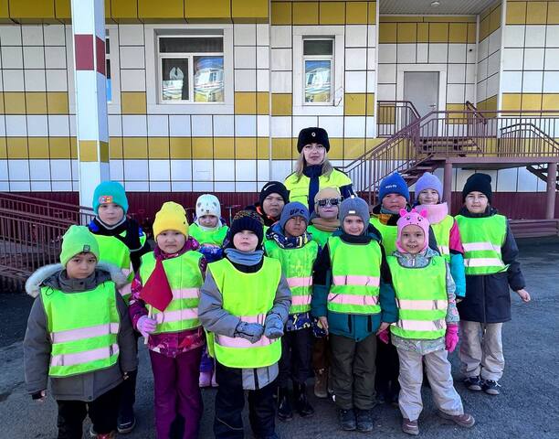 🚦 Дорожный дозор в Анадыре: учимся безопасности вместе!