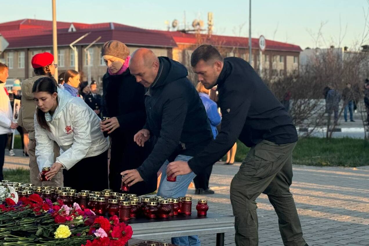 Мы чтим память героев: в День памяти и скорби жители Анадыря зажгли свечи 