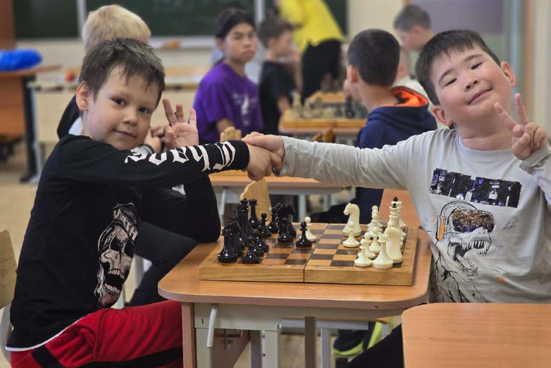 Шахматный турнир «Белая ладья» прошел в школе н...