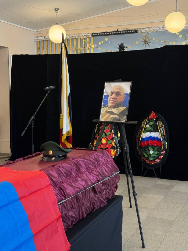 В Анадыре простились с бойцом СВО Ивановым Павл...