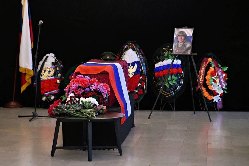 В Анадыре состоялась церемония прощания с бойцо...