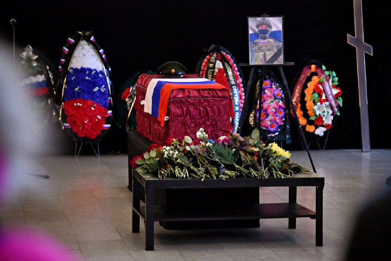 В Анадыре состоялась церемония прощания с бойцо...